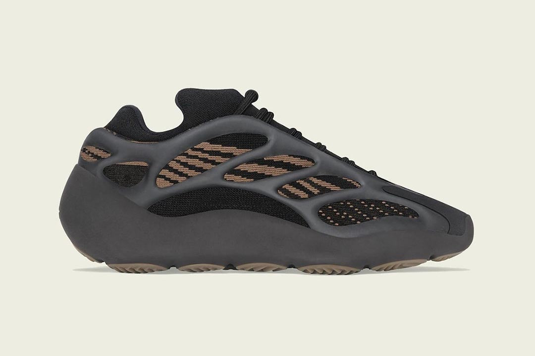 Yeezy 700 V3 - Clay Brown