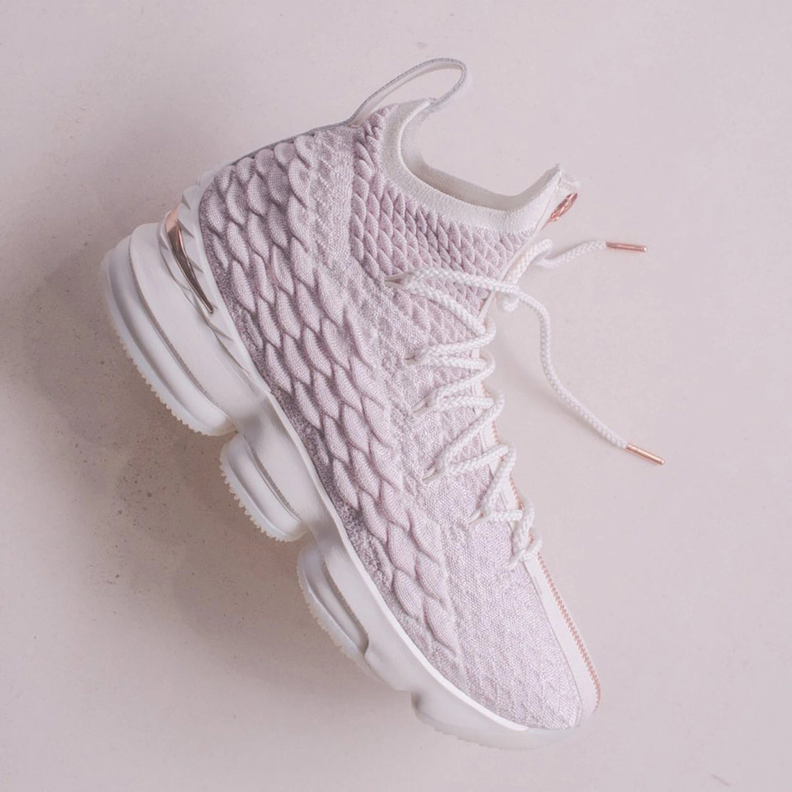 Lebron XV Perf - Rose Gold