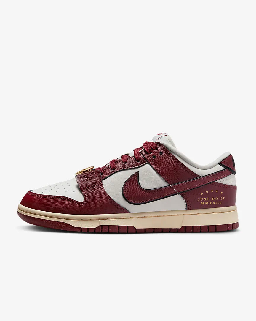 Nike Dunk Low SE - Just Do It Sail Team Red